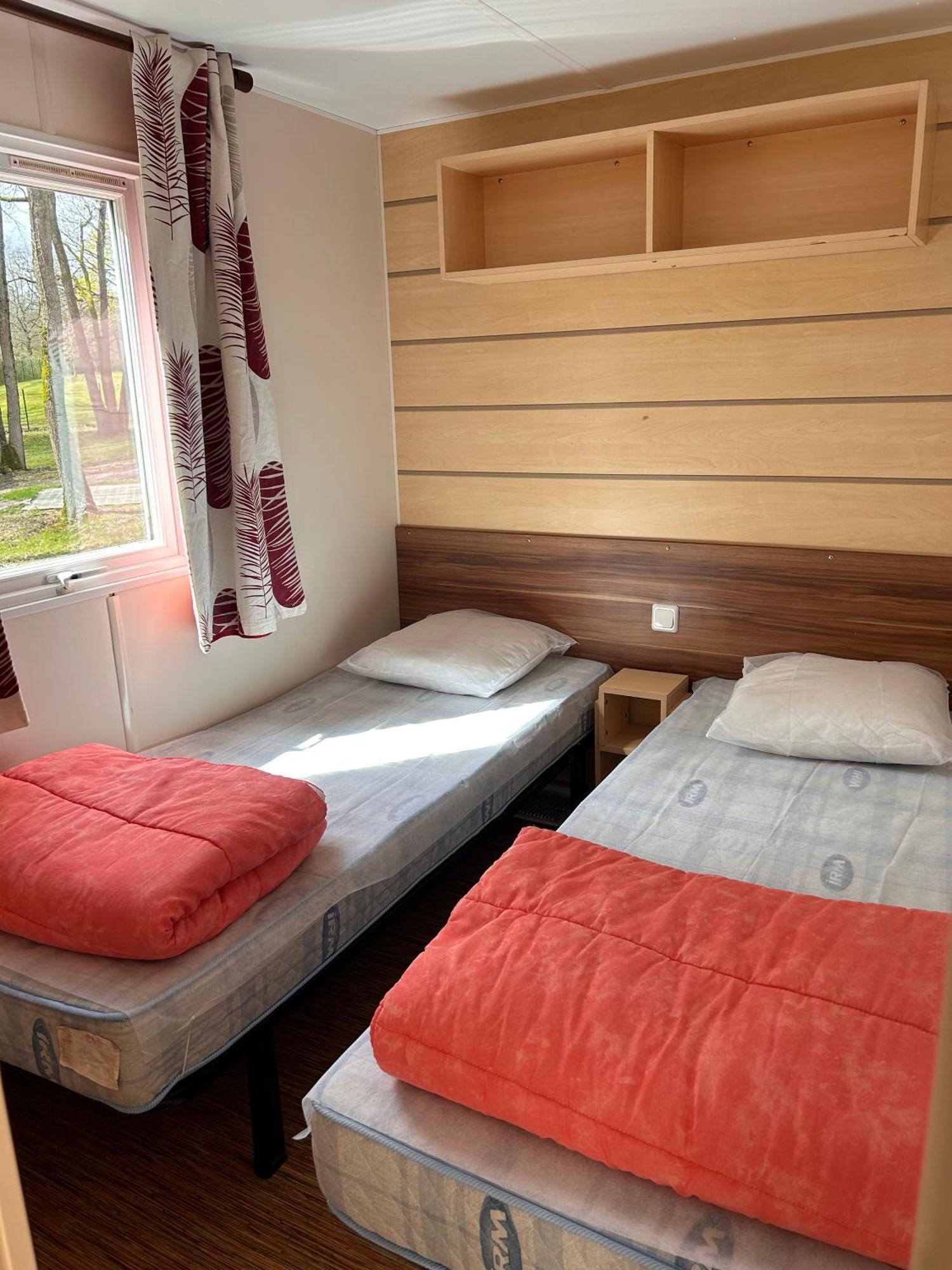 Camping Les Petites Minaudieres Coussay-les-Bois Δωμάτιο φωτογραφία